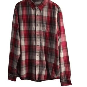 Aeropostale  Red Plaid Button Down Shirt‎